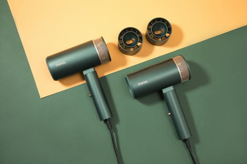 伊的家伊匠精选口碑好物专场插图(6) 负离子护发电吹风