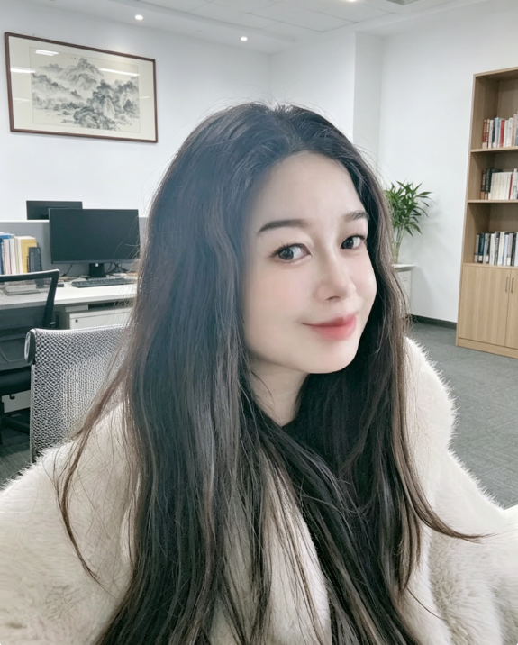 伊的家护肤达人张颖(丫丫老师)：以专业为基，以温柔相伴插图(1)