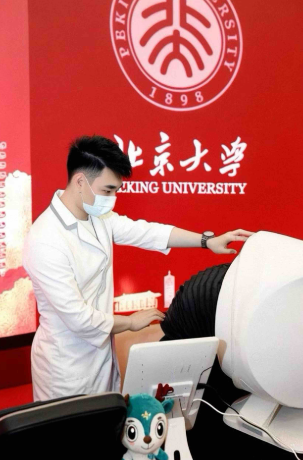 伊的家护肤达人陈克强：跨学科整合推动女性健康管理行业升级插图(2)