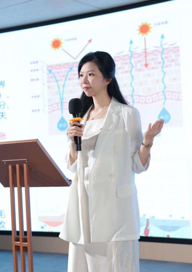 护肤达人罗倩怡:兼顾肌肤与身心,追寻持久自然的美插图(2) 护肤达人罗倩怡:兼顾肌肤与身心,追寻持久自然的美插图(2)