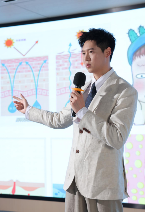 高级护肤达人郑鑫:精研科学肌愈体系,定制高阶健康美肌插图(1) 高级护肤达人郑鑫:精研科学肌愈体系,定制高阶健康美肌插图(1)